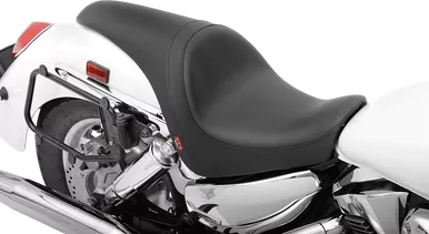 Z1R Predator Seat - Smooth - Vt1300R